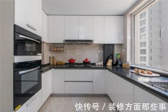 黑白|122㎡现代简约,黑白灰带来不一样的沉稳!