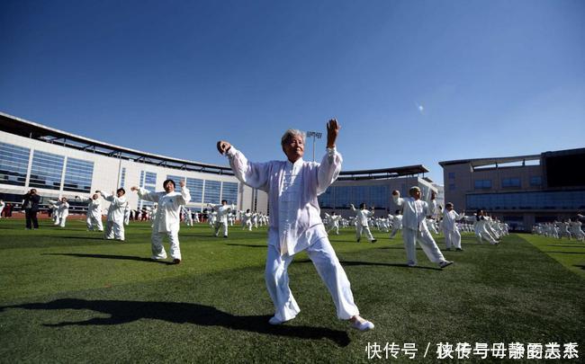 痴呆|日本研究发现爱做三件事的老人不易痴呆,聪明的老人早就学会