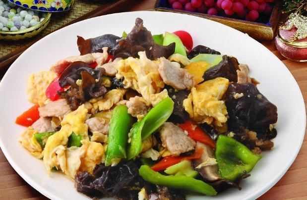 清肠排毒|黑木耳和此物一起煮，给肠胃“洗洗澡”，大肚子平了，脑瓜更聪明