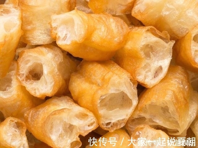 面团|红薯也能做油条，很多人不知道，不用泡打粉，蓬松酥脆好吃