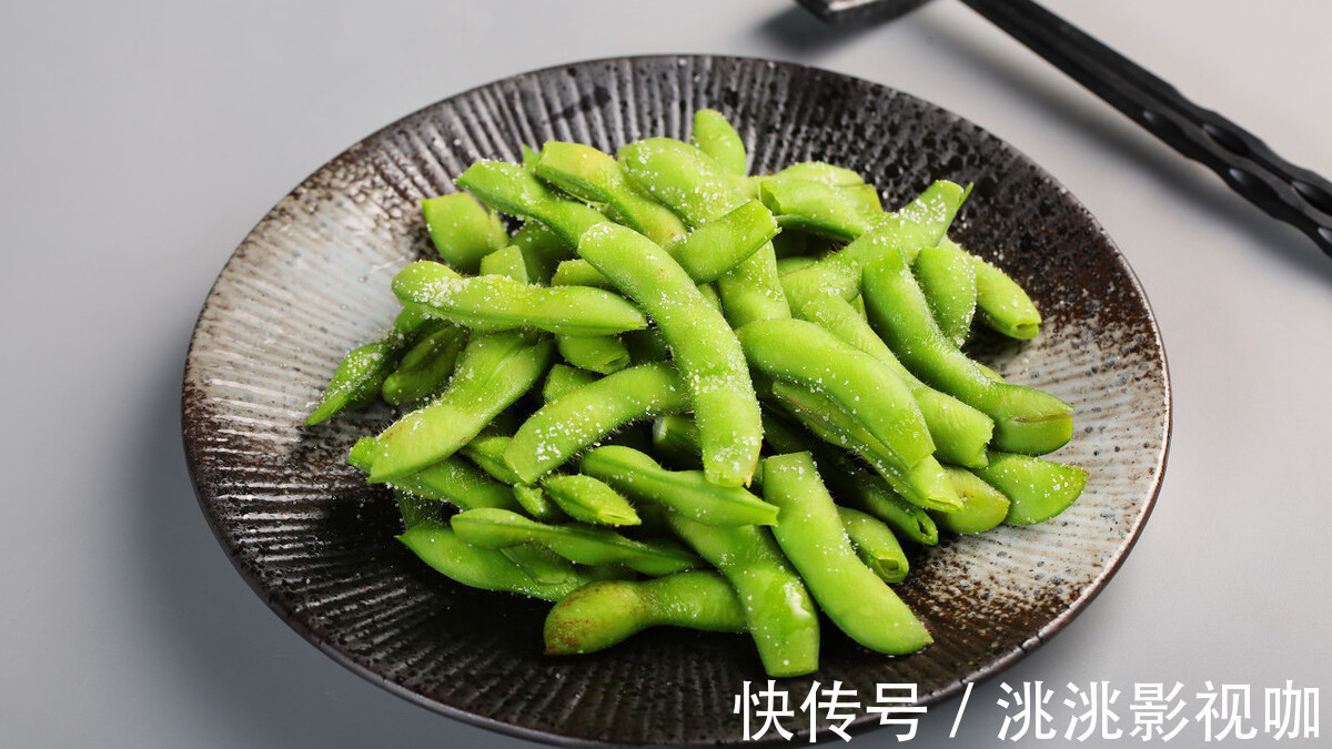 小技巧|煮毛豆，别直接加水煮，掌握4个小技巧，个个入味快，翠绿不发黄