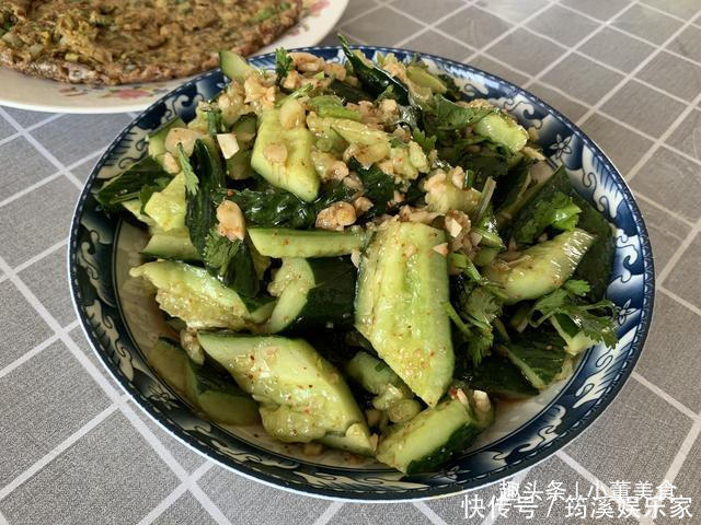 老醋花生|天热了,6道菜比吃肉受欢迎,不炒也不炖,端上桌吃得干干净净