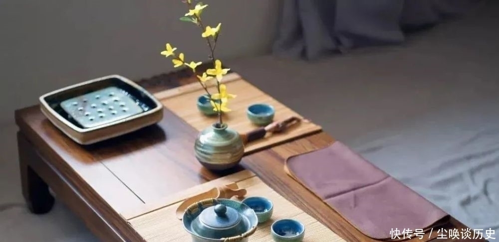 吃相|吃饭时有这个习惯的人,多半人品不好,不值得深交