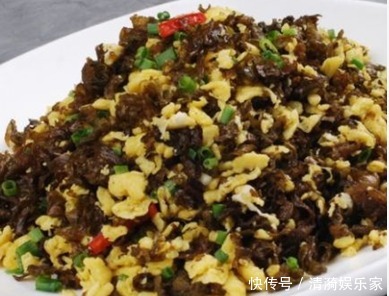 月经期间|女性月经期间，多吃此物，排出子宫污血，预防妇科炎症