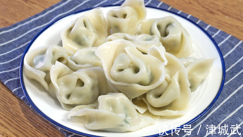 饺子皮|冬季5种鱼最肥美，肉质肥厚营养高，常吃健脑记性好，孩子要多吃