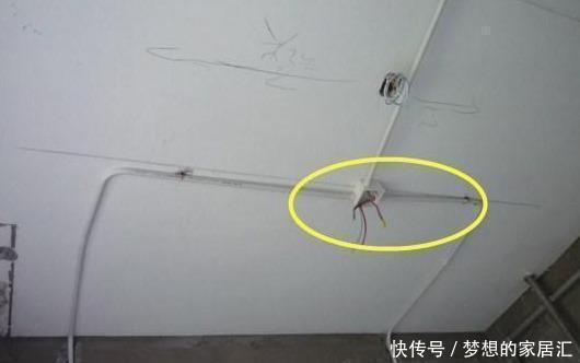 手机充电|家里6个地方切记要装插座，我家就漏装一个，入住才知多闹心