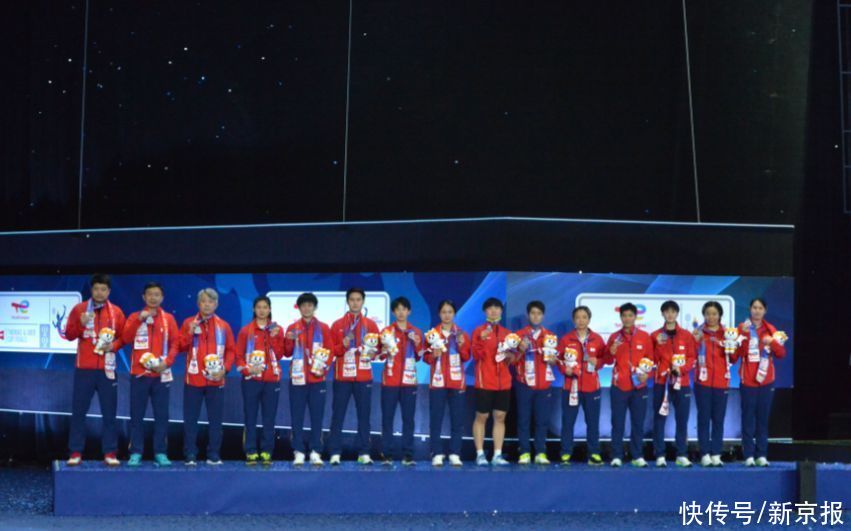 疫情|新闻8点见丨首套房贷利率下调!三问差别化住房信贷政策调整