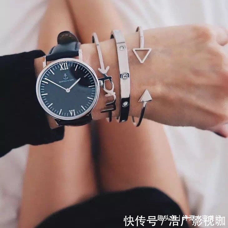气质 女人手表戴左手好,还是右手好别再戴错被人嘲笑,值得收藏学习