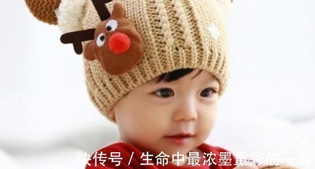 台布|婴儿会懂得如果伸开脚,即便碰不到玩具,也会靠得近些的道理