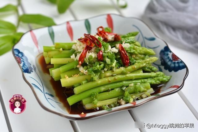 年夜饭12道菜，全都搭配好了，好做又好吃，谁吃谁说好