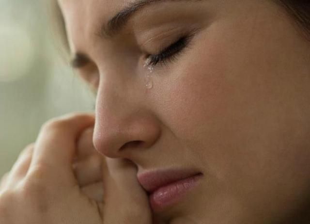 胎停育|怀孕7周未见胎心,被确诊为胎停:这4种症状,最易导致无故胎停!