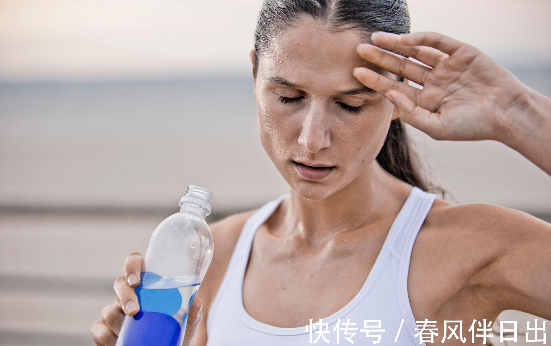 身体机能|大量补充水分和蛋白质健身效果更好？健身的4个误区很多人都有