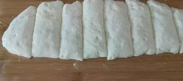 筷子|早餐饼的新吃法,不揉面不擀面,筷子一搅,比包子油条好吃,真香