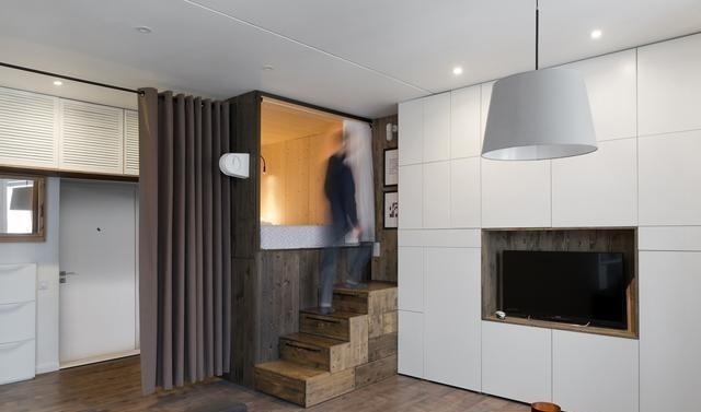 实用|90后男主坚持把卧室抬高至半空,35㎡家储物空间翻倍,太实用