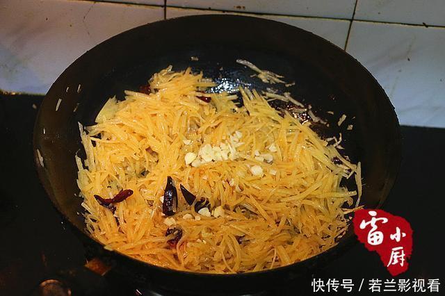  搞定|土豆最最最最受欢迎的做法，3分钟就搞定，越吃越喜欢！