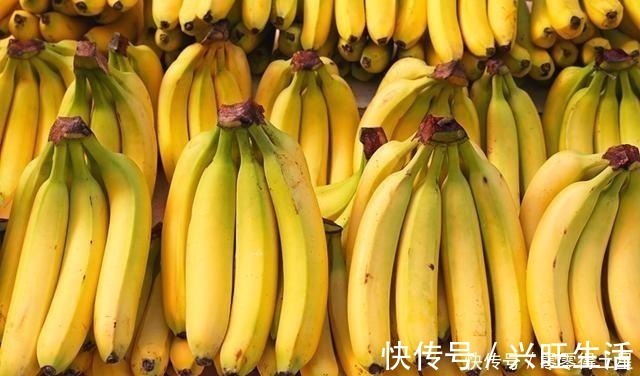 激素|买香蕉时，聪明人只看这3处，避免“激素”香蕉，商家不敢忽悠你