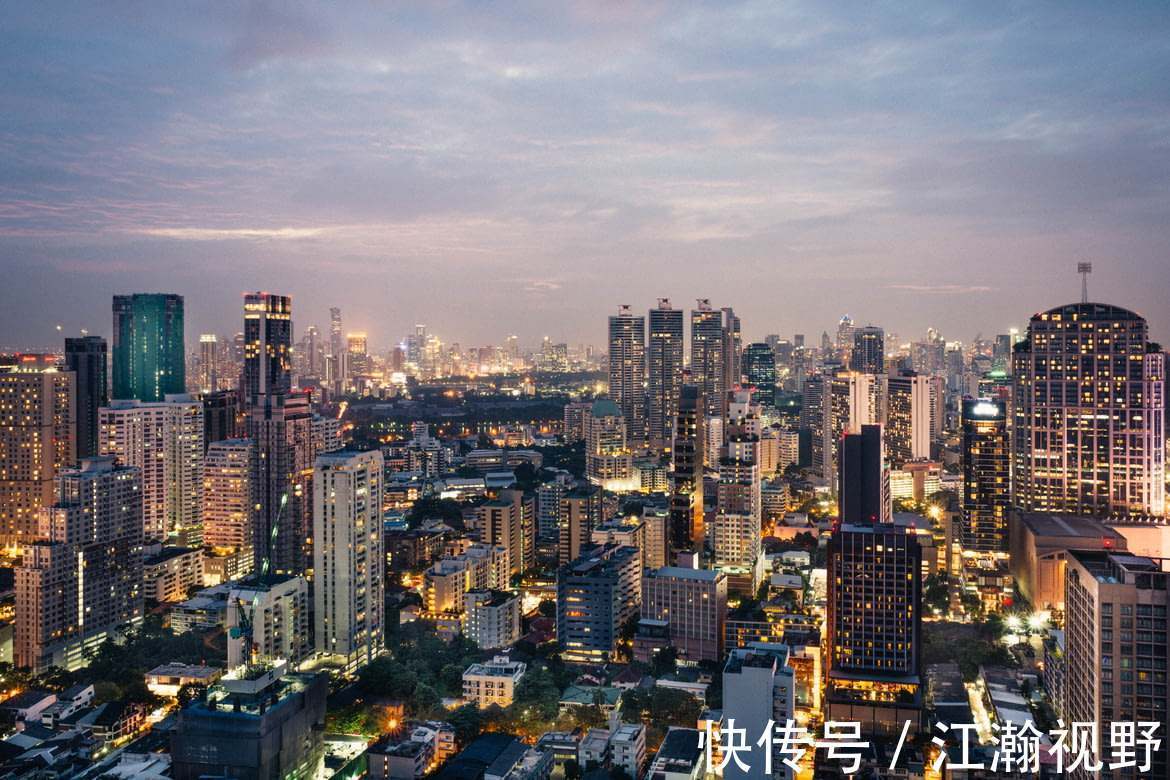 房地产|多城接连放松楼市调控?房地产终于要回暖了吗?