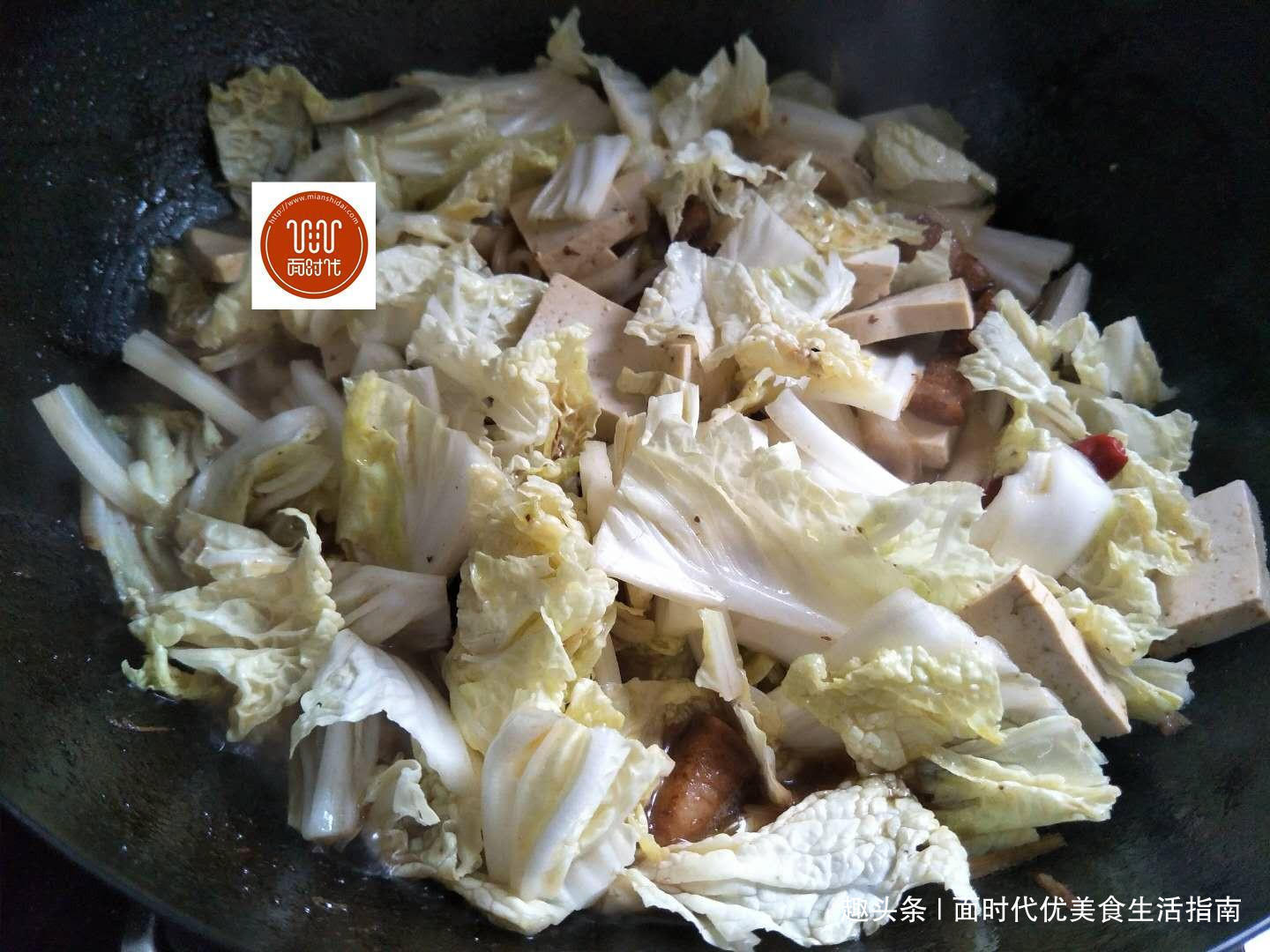 夏天的当家菜，我家每周做一次，每次一大锅都吃光，百吃不厌！