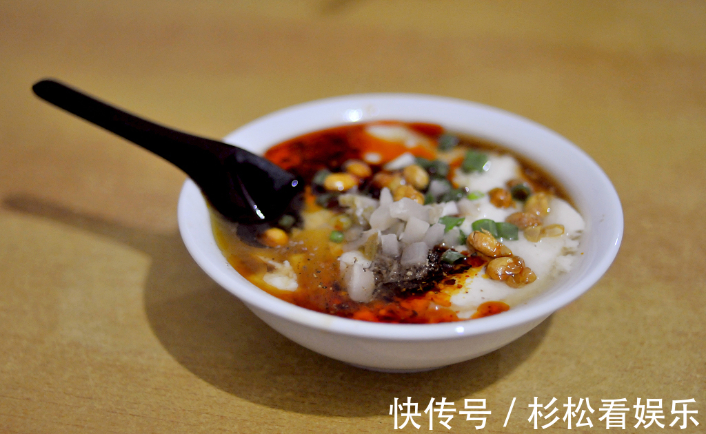 豆腐花|老太太临死前想吃豆腐脑，做豆腐脑的说让她一定等住，我马上到