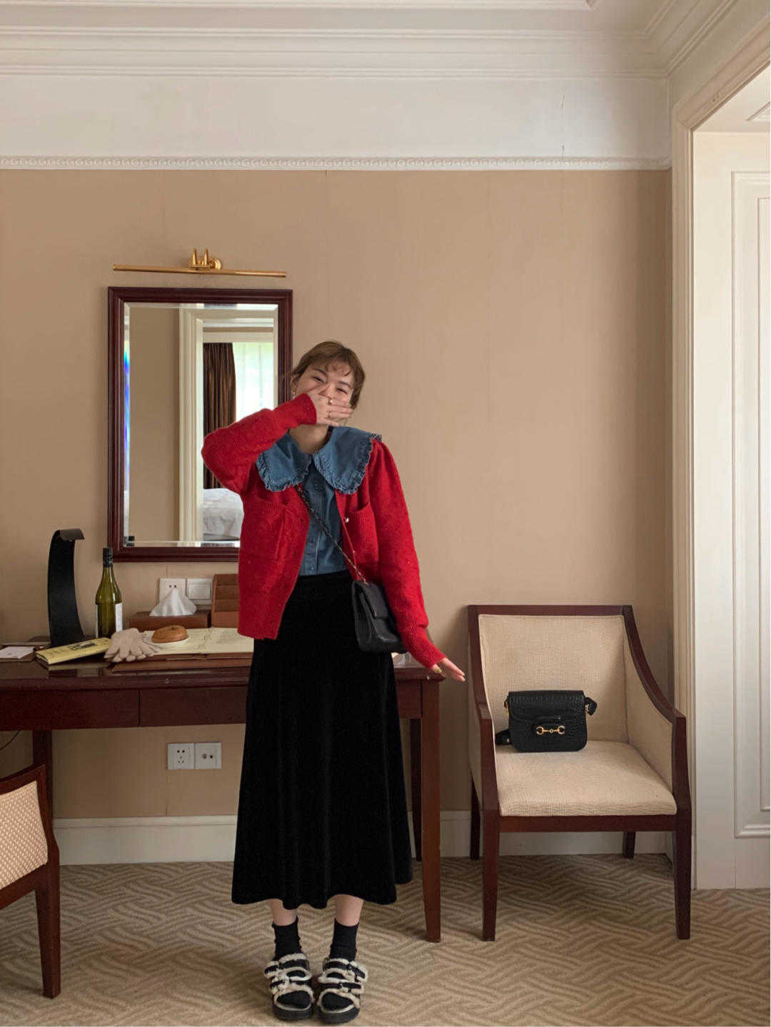 衬衫儿 谁能拒绝娃娃领衣服的魅力呐?用它做内衬,就是赢在起跑线上了