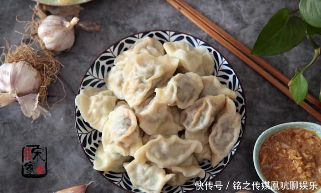 夏天吃饺子，韭菜靠边站，这菜鲜美养胃又水嫩，应该多吃