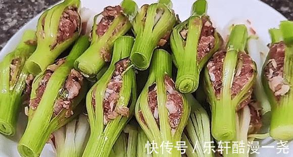 两端|入秋进补，肉别总炒着吃了，搭配这食材，上锅蒸熟浇上料，真鲜香