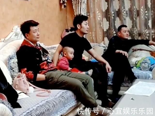 尿不湿|三个大老爷们,干不过一个穿尿不湿的,看到电视那一刻无话可说