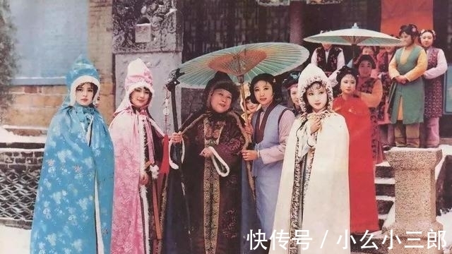 王熙凤&红楼梦中最成功女人,少年有父母宠,中年有夫家宠,老年儿孙孝