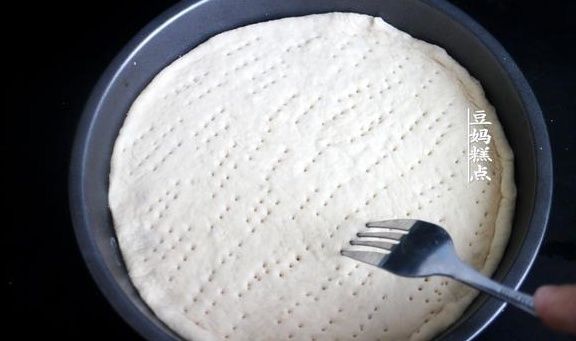 面饼|孩子爱吃的，2款简易披萨，几分钟做一个，比买的放心