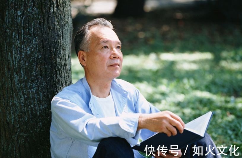 泡脚|50岁后,还能有6种表现,说明身体很健康,易长寿,值得恭喜