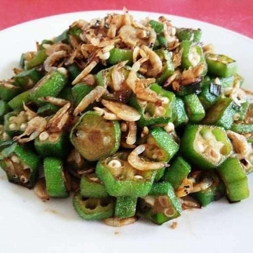 美食精选：剁椒梅鲚鱼干，干煸四季豆，腊肉烩香干，虾皮拌秋葵的做法