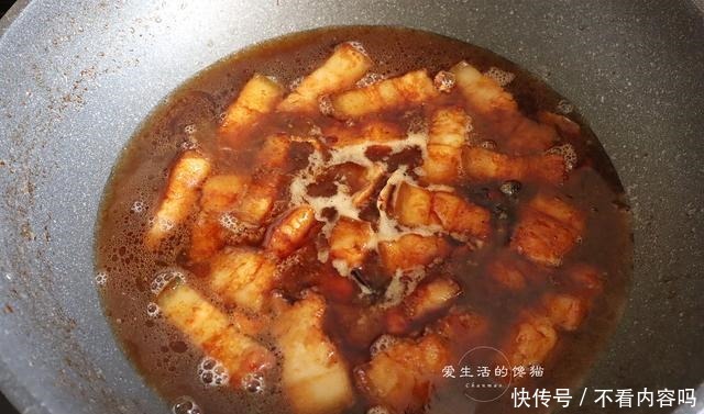 做红烧肉时,要不要焯水这一步做错了,难怪肉又老又柴不好吃