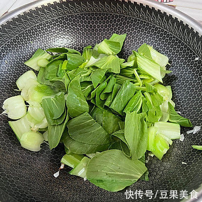 植物油|常吃素炒油菜～解腻菜的人一年也不跑一趟医院