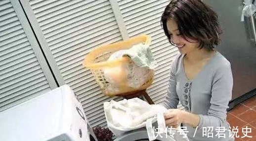 小事|21岁女生患外阴癌前期，可能与这件小事有关，女孩或许该上心了