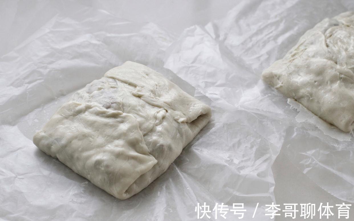 十分钟搞定,不用揉面就能做出香酥美味的大肉饼,孩子一口气吃俩