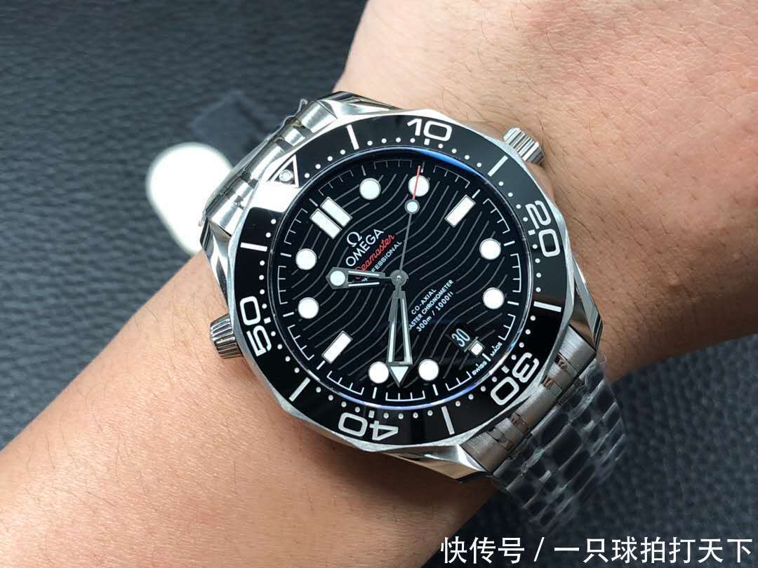 出门摆地摊戴什么表好推荐两款非常有气场的腕表