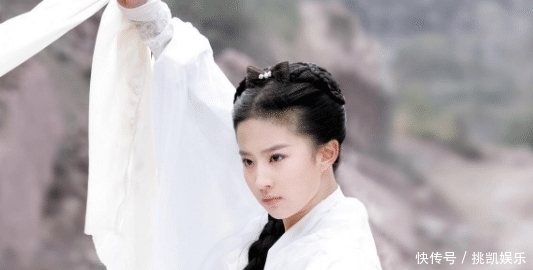 武林|郭靖死后,有位少年高手成为武林盟主,后却因剧情漏洞被金庸删除