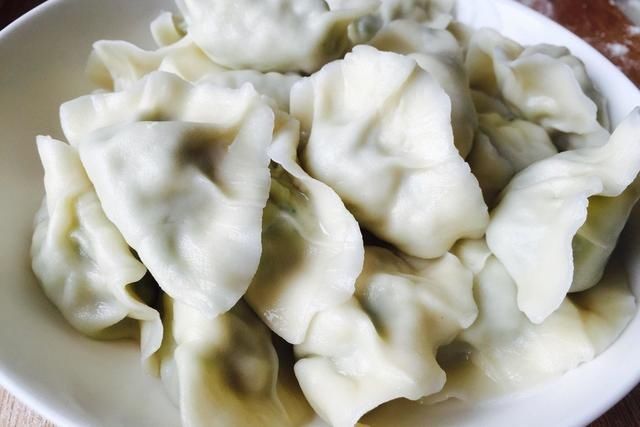 冬天包素馅饺子,这个蔬菜是首选,口感清新香甜,怎么吃都不油腻