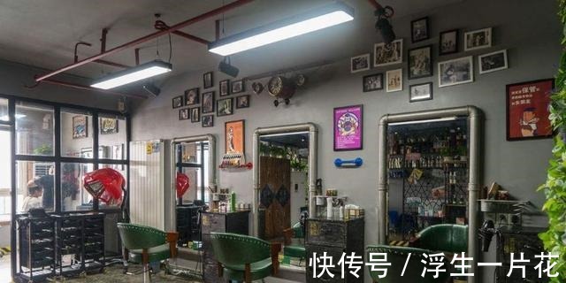 店员|为什么去理发的时候, 总会有店员拿一杯水过来 说出来你可能不信！