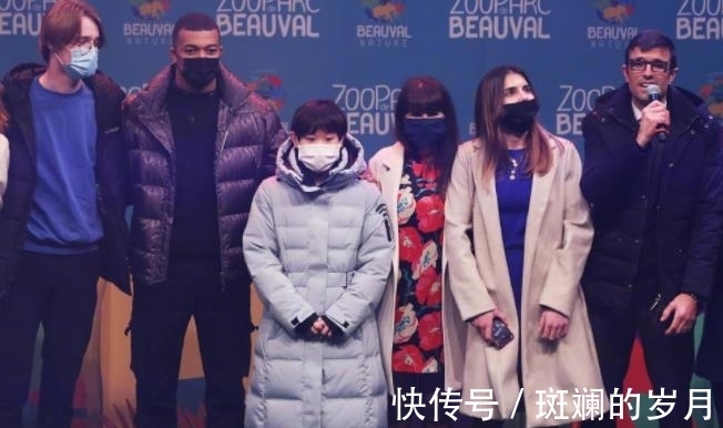 马龙|年龄相差15岁!国乒马龙弯腰合影张家齐,跳水奥运冠军开心回应