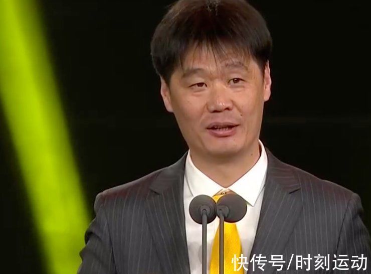 国脚|李霄鹏决战日本有变,中超5天连伤5大国脚,国足C罗韦世豪也伤了