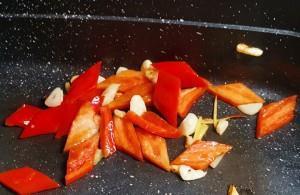 健康菜谱,荷兰豆炒藕片,简单美味营养,吃不够,超下饭