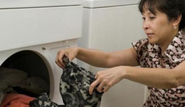 发现|如果女人排便时,发现“3种”异常情况,那是子宫堆积了“垃圾”