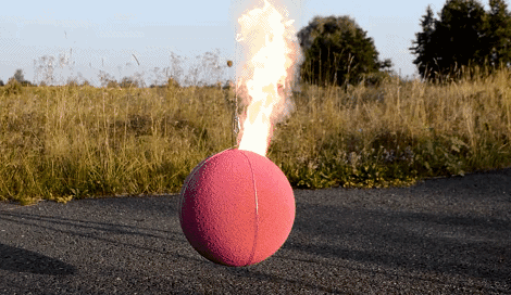 附魔刀|日本火焰艺术家打造真实附魔刀,鬼灭之刃里的特效原来是真的