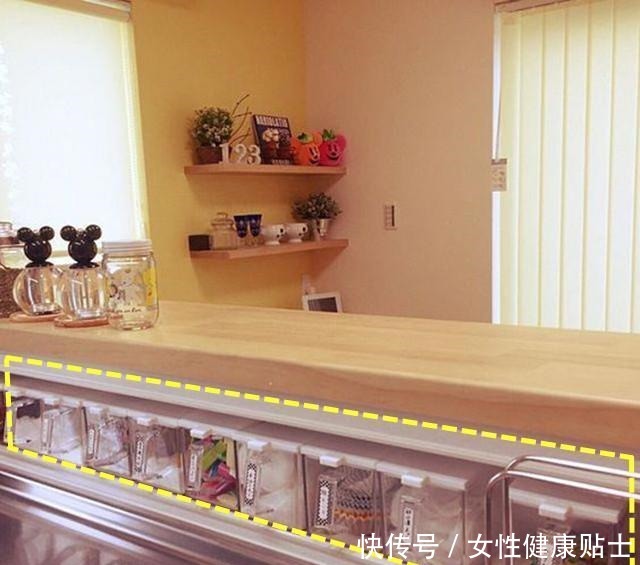 学日本人家,直接把灶台抬高了20公分,分分钟解决厨房收纳问题!