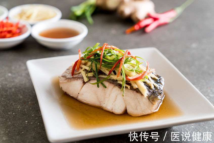 脂类物质|血脂高的人,不妨常吃这6种食物,或能帮你降低血脂,不妨试试