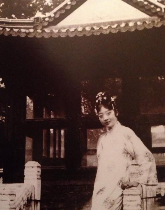 皇后|「老照片」从妙龄少女到1个疯子！今日盘点，末代皇后婉容！