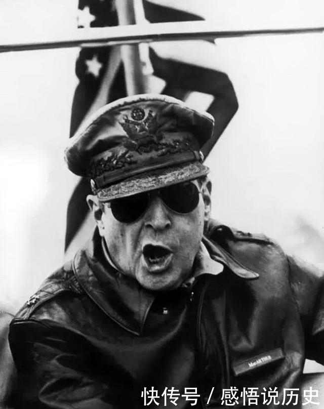 鸭绿江|麦克阿瑟:中国军队敢渡过鸭绿江,将遭到人类史上最大的屠杀