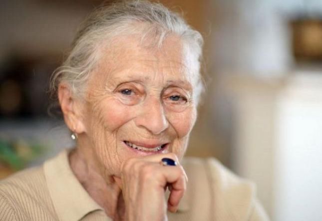 好习惯|长寿的老人晨起后,多半会有4个好习惯,你若占2个,值得高兴