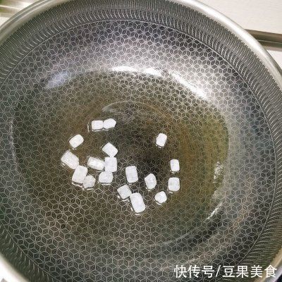 土豆排骨|#巨下饭的家常菜#酱香土豆炖排骨